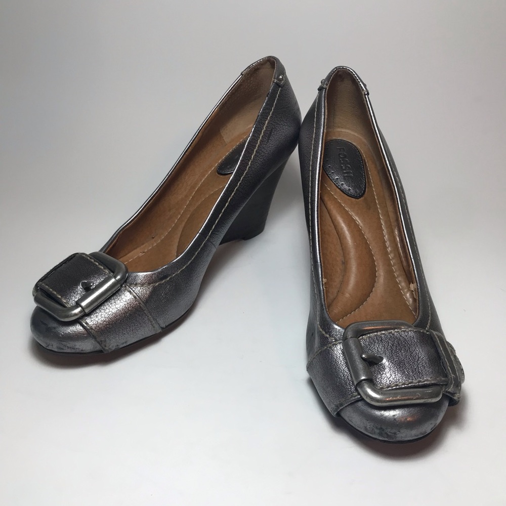 Fossil Wedge Heels In Silver- Size 7